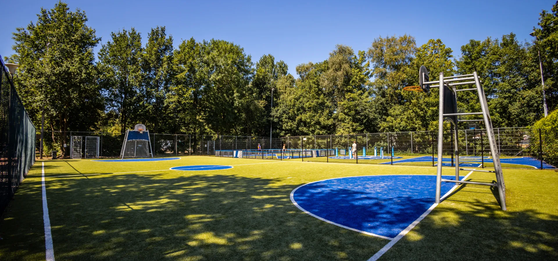 Vakantiepark Bergumermeer- sportveld